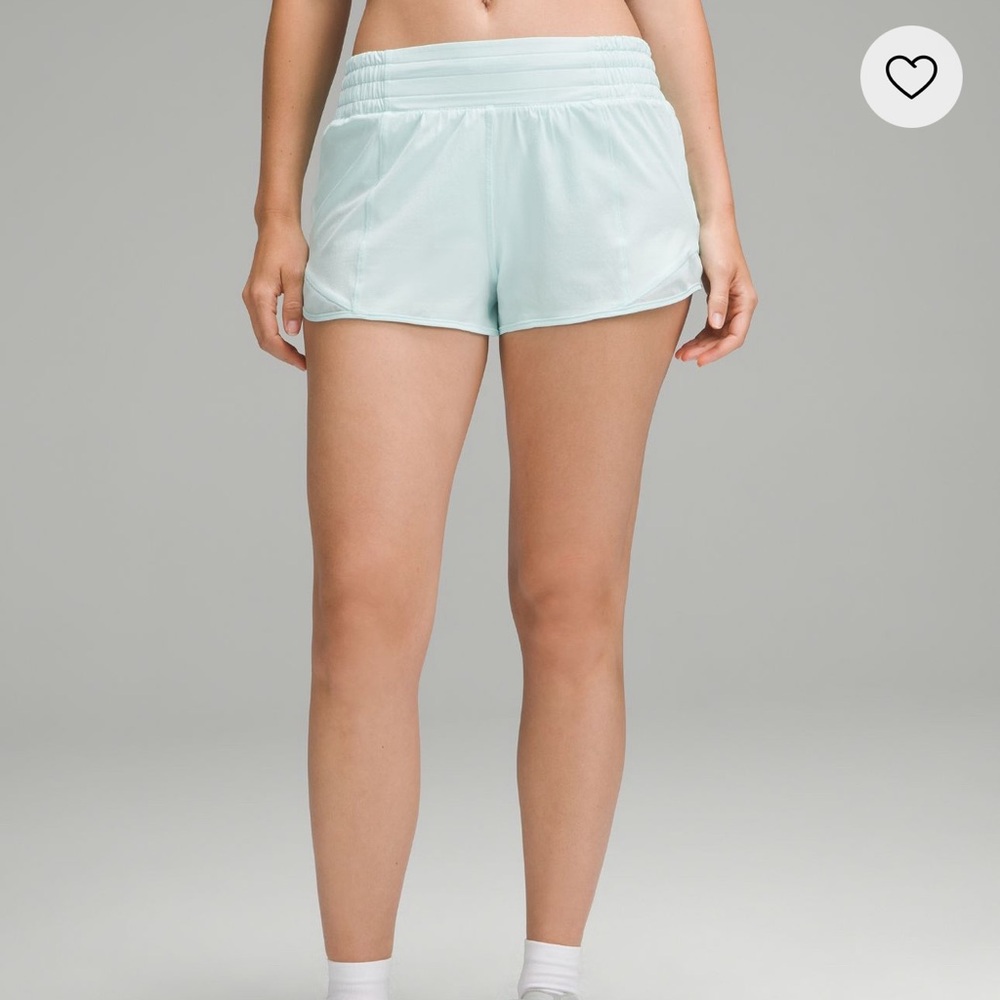 New lululemon Hotty Hot HR Short
4" *Lined size 6